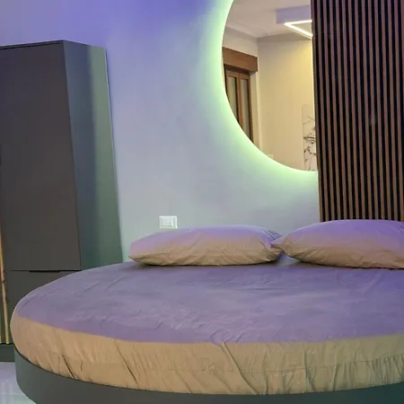 Oda ve Kahvaltı Sn Luxury &